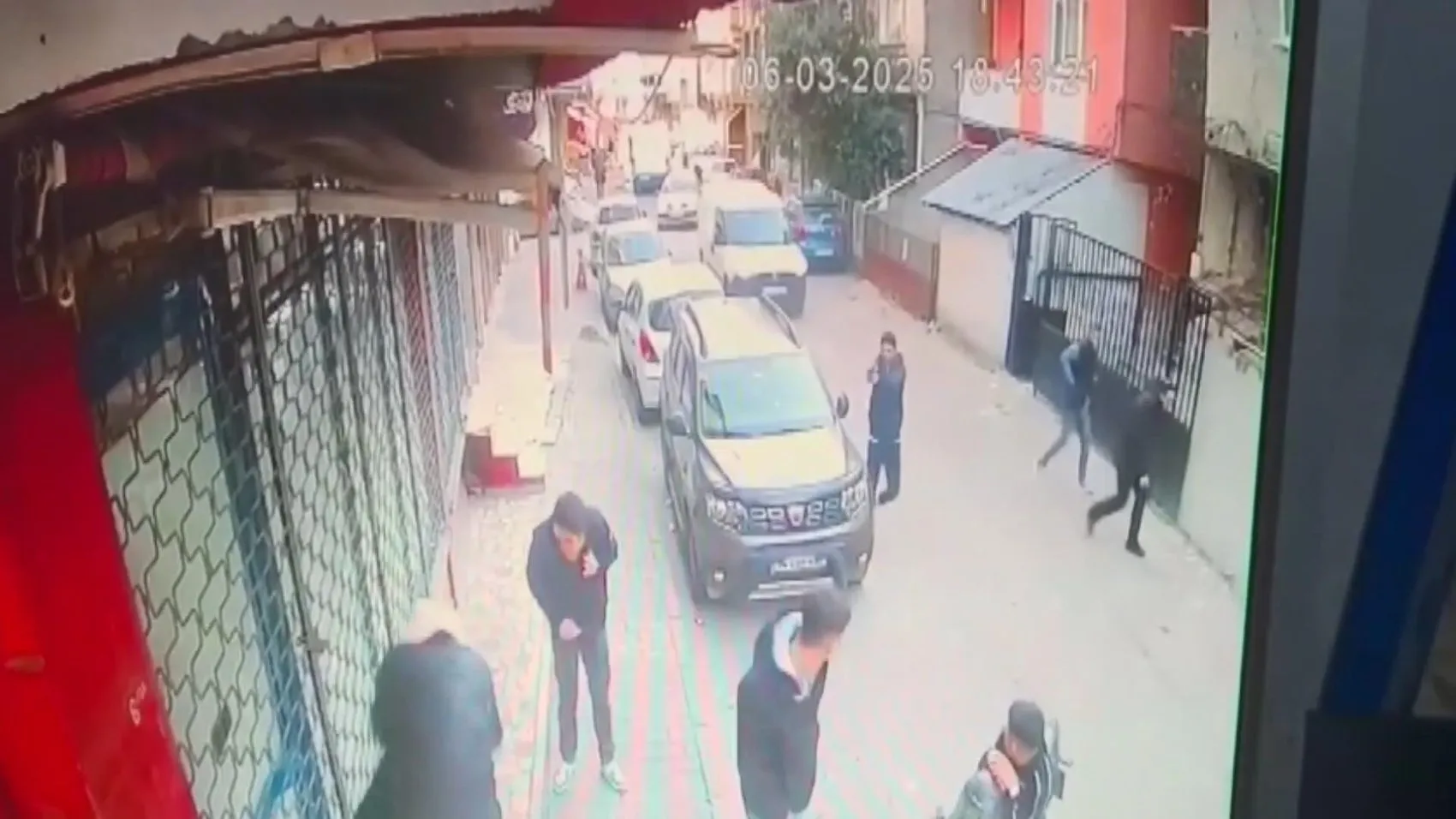 İstanbul'un karanlık sokaklarında çocukları suça sürükleyen Casperlar çetesine büyük darbe