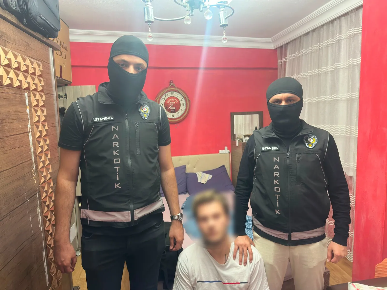 Esenyurt'ta sessiz operasyon: Kırmızı bültenle aranan uyuşturucu baronu kıskıvrak yakalandı