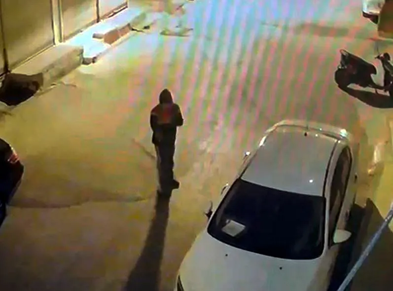 Adana'da dehşet dolu 48 saat: Aynı ailenin araçları hedef alındı