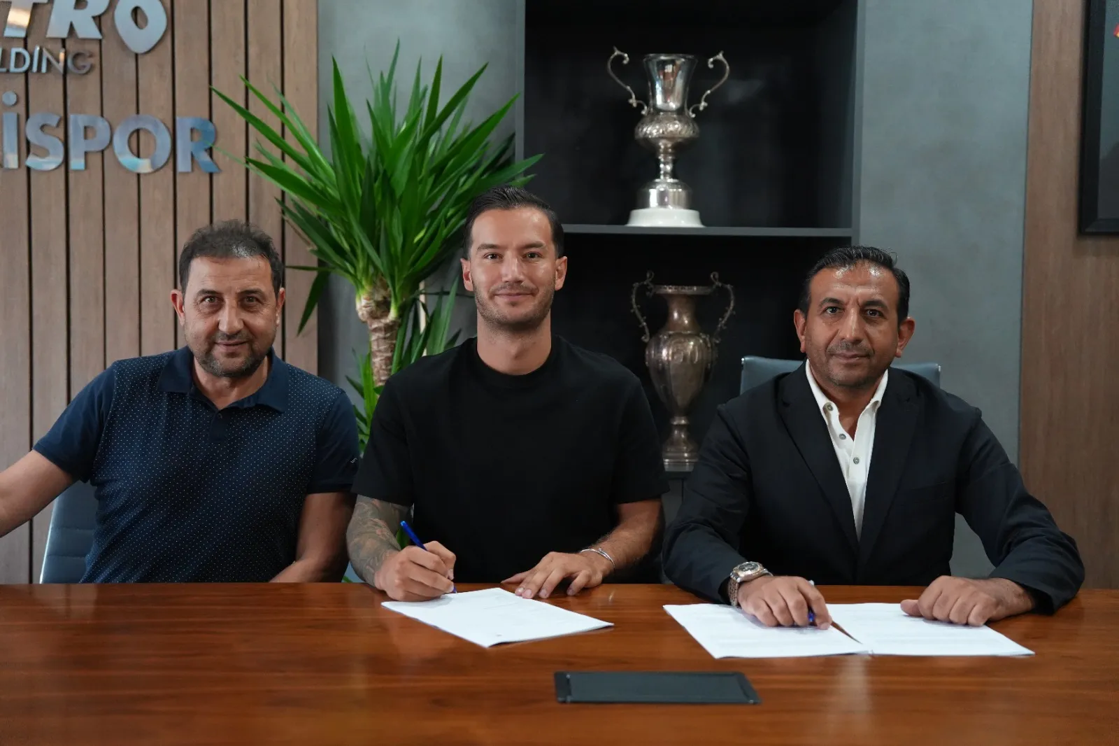 Kayserispor'da tanıdık yüz: Oğulcan Çağlayan yuvaya döndü