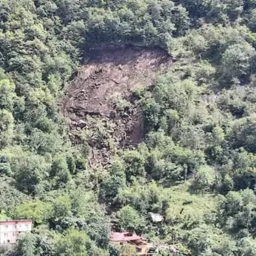 Fındık bahçesinden döndüklerinde evlerini tanıyamadılar: Heyelan dehşeti