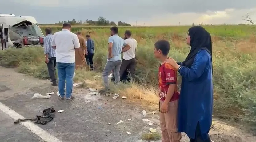Akçakale yolunda can pazarı: Tarım işçilerini taşıyan minibüs kanala uçtu