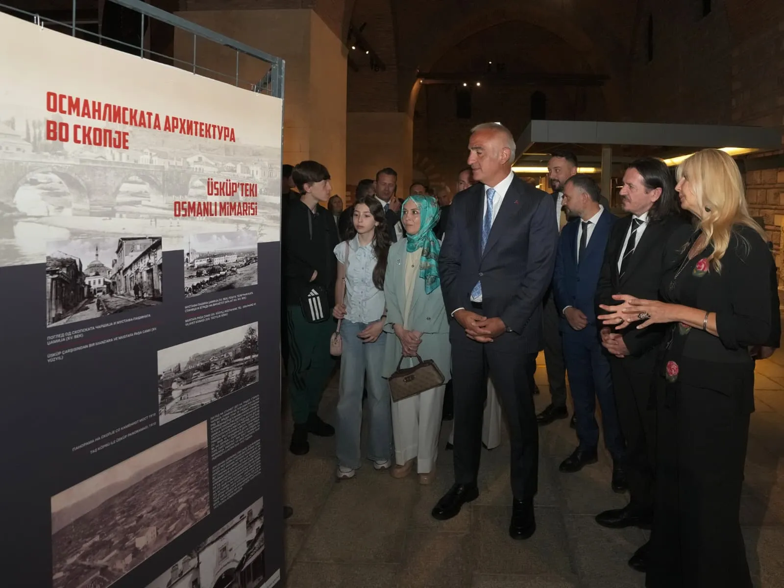 Ankara'da Tarihi Buluşma: İki Bakan Geçmişin İzlerini Paranın Yolculuğu Sergisinde Aradı
