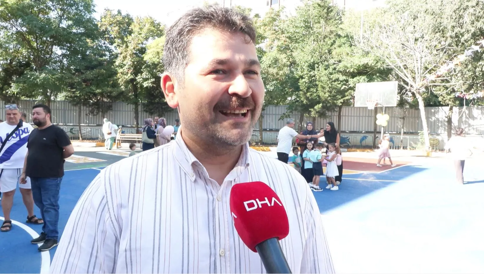 İstanbul'da okul zili bu kez minikler için çaldı: Milyonlarca öğrenci için yeni dönem heyecanı başladı