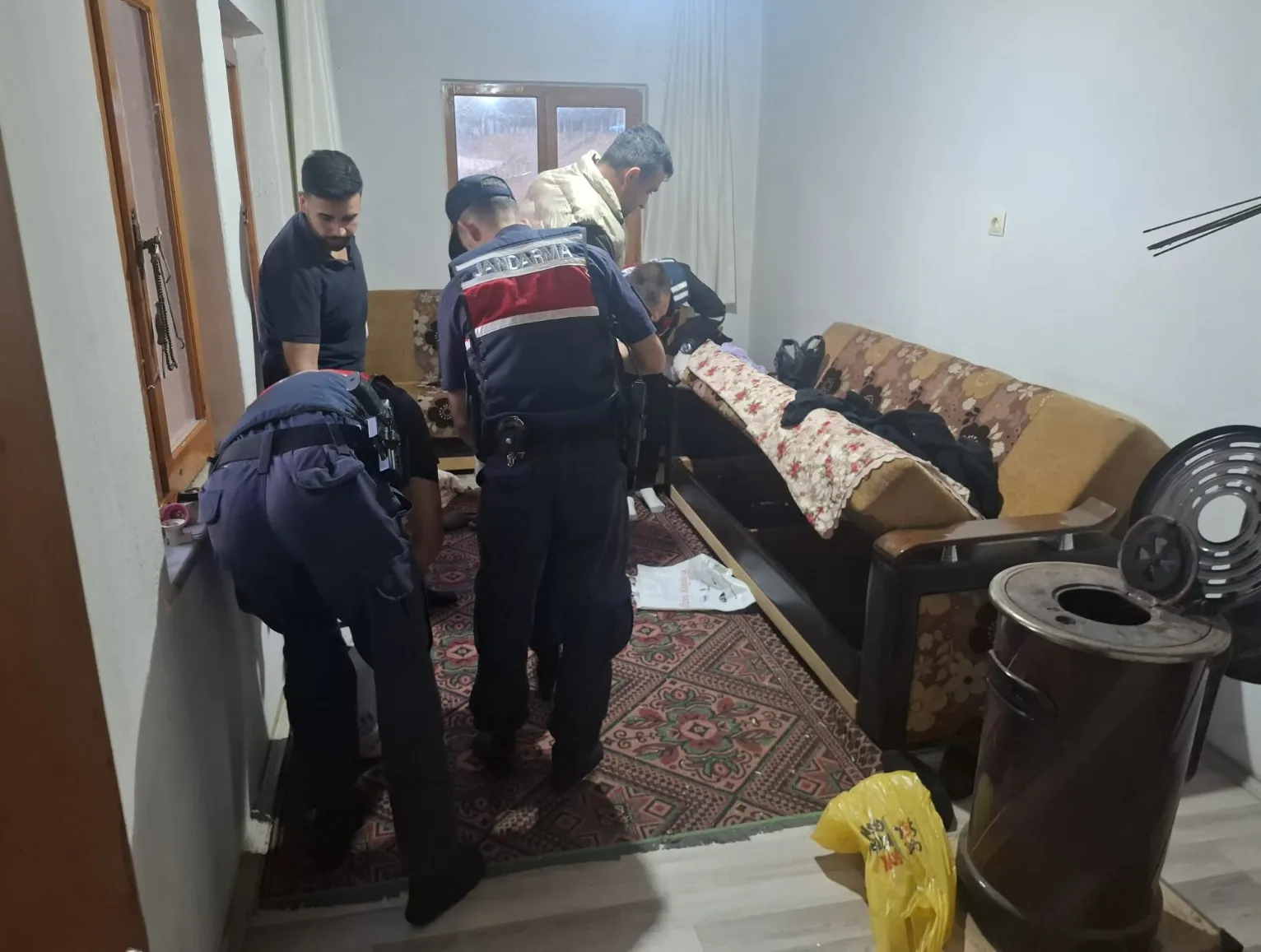 Yarım milyar liralık yasa dışı bahis ağı çökertildi: 11 kişi kıskıvrak yakalandı