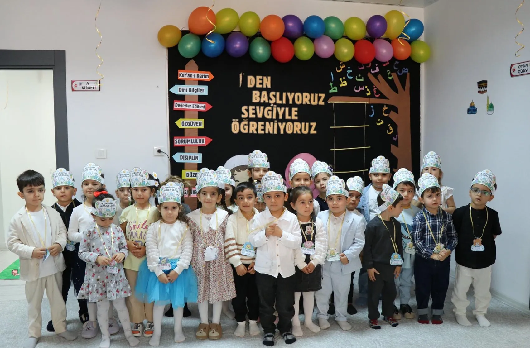Bilim dünyasındaki başarısını memleketine vefa borcu olarak döndürdü