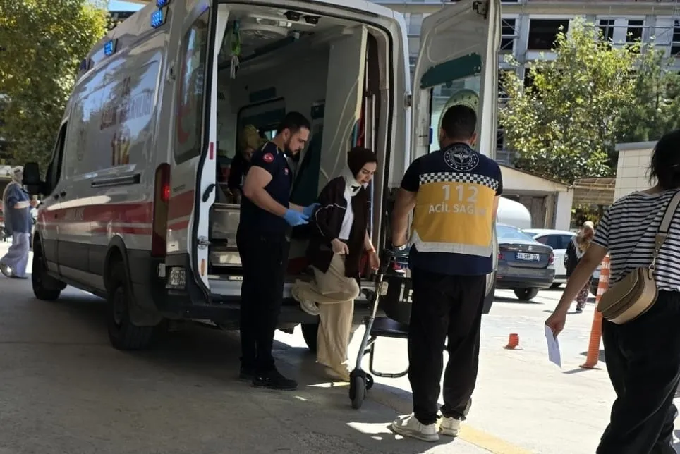İnegöl'de hatalı sollama faciaya davetiye çıkardı: 6 yaralı