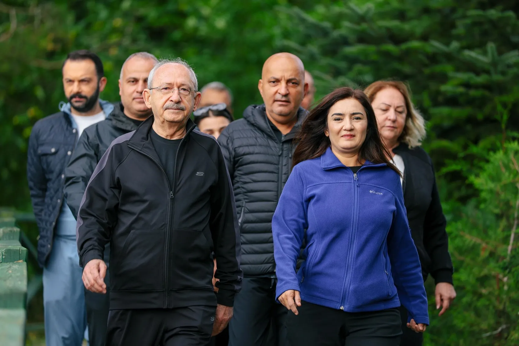 Abant'ın serin havasında siyasi mesai: Kılıçdaroğlu güne göl kenarında başladı