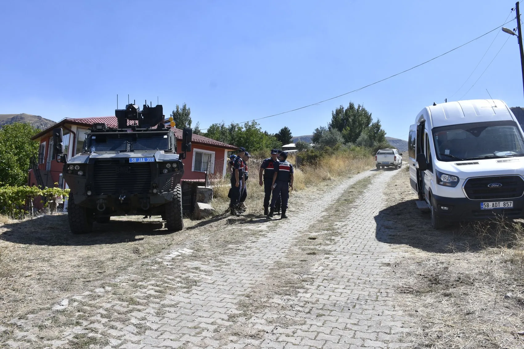 Büşra bebeğin kayboluşunda kan donduran itiraf: Anne, babayı suçladı, gözaltı sayısı 10'a çıktı