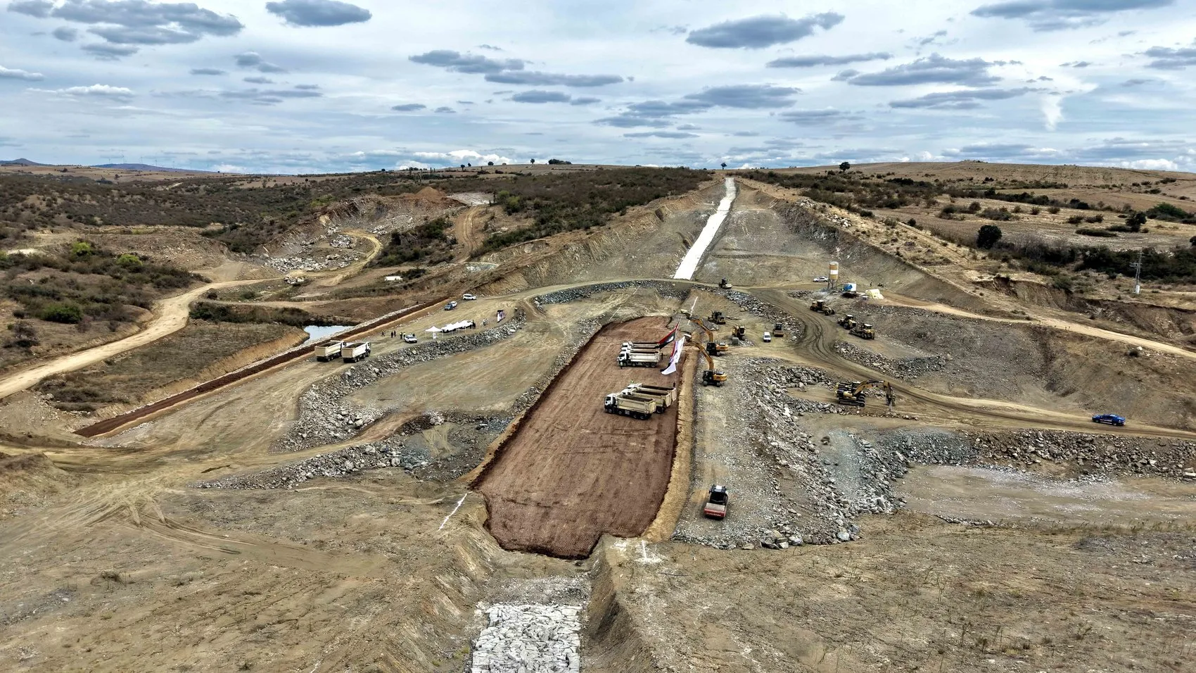 Edirne'nin bereketli topraklarına dev yatırım: 2028 hedefiyle devasa baraj yükseliyor