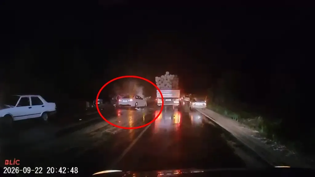 Orhaneli yolunda feci kaza: Genç sürücü hayatını kaybetti