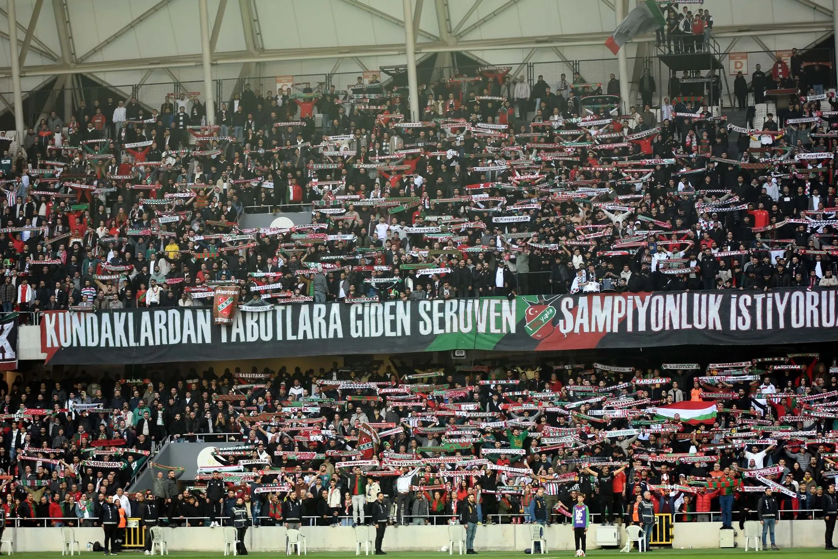 Karşıyaka'da derbi mesaisi: Telafi zamanı geldi