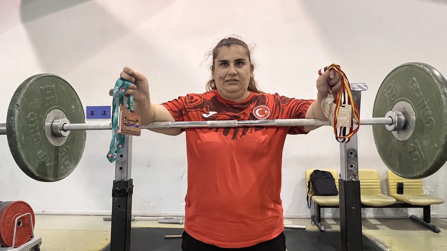 Milli sporcunun hayalleri sahte bir kimlikle çalındı: TBMM yalanıyla 800 bin liralık vurgun