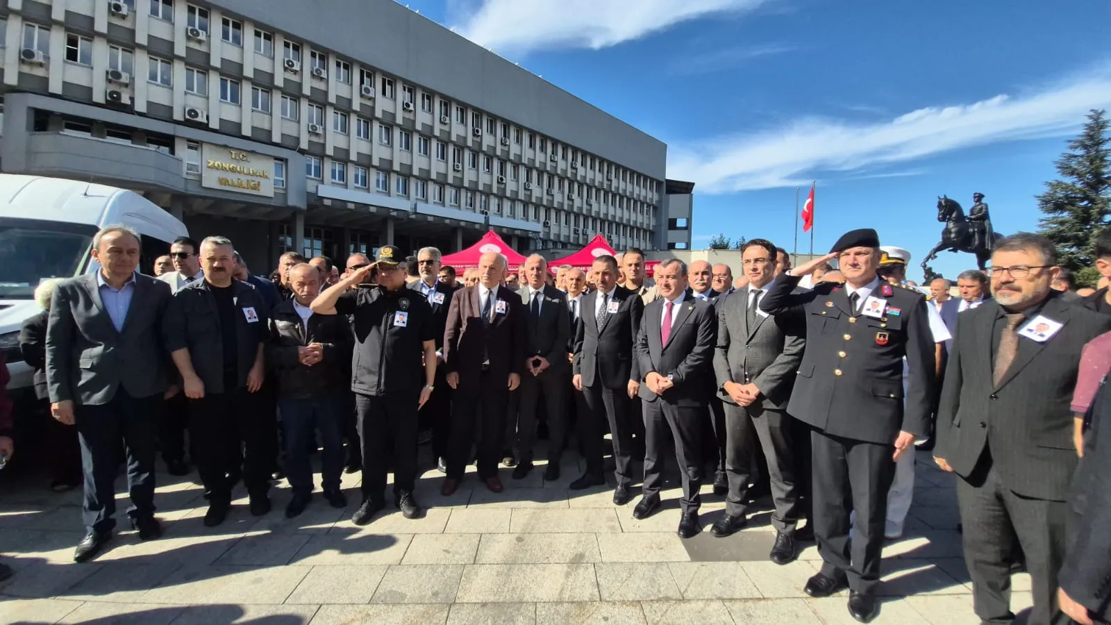 Zonguldak'ta hüzünlü veda: Emeklilik hayalleri kuran Vali Yardımcısı son yolculuğuna uğurlandı