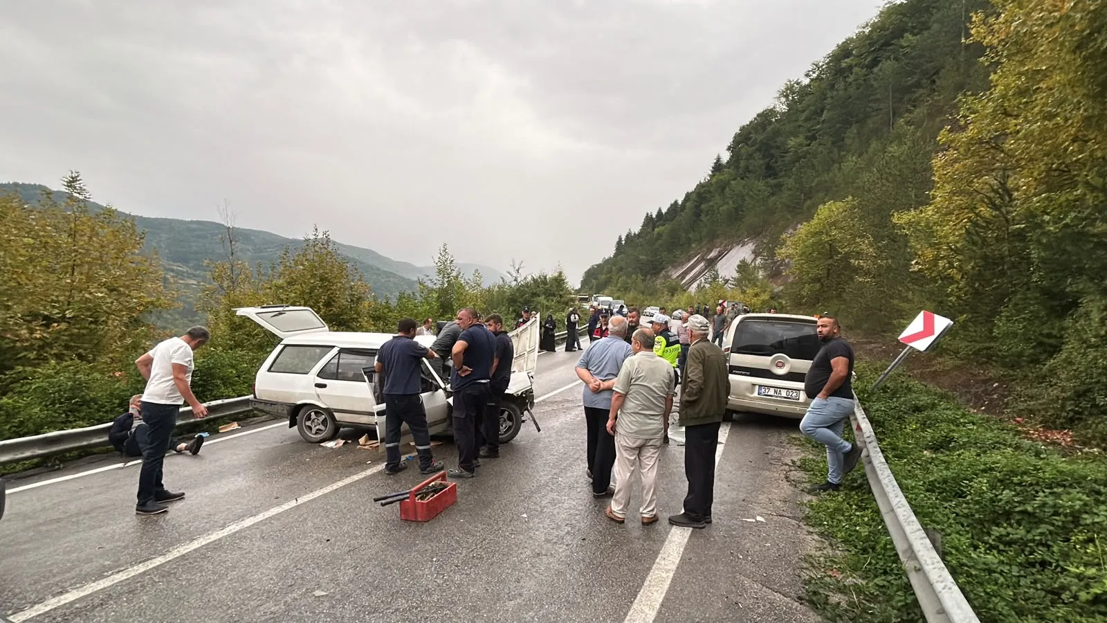 Kastamonu yolunda korkunç sabah: Bebek dahil yedi kişi hastanelik oldu