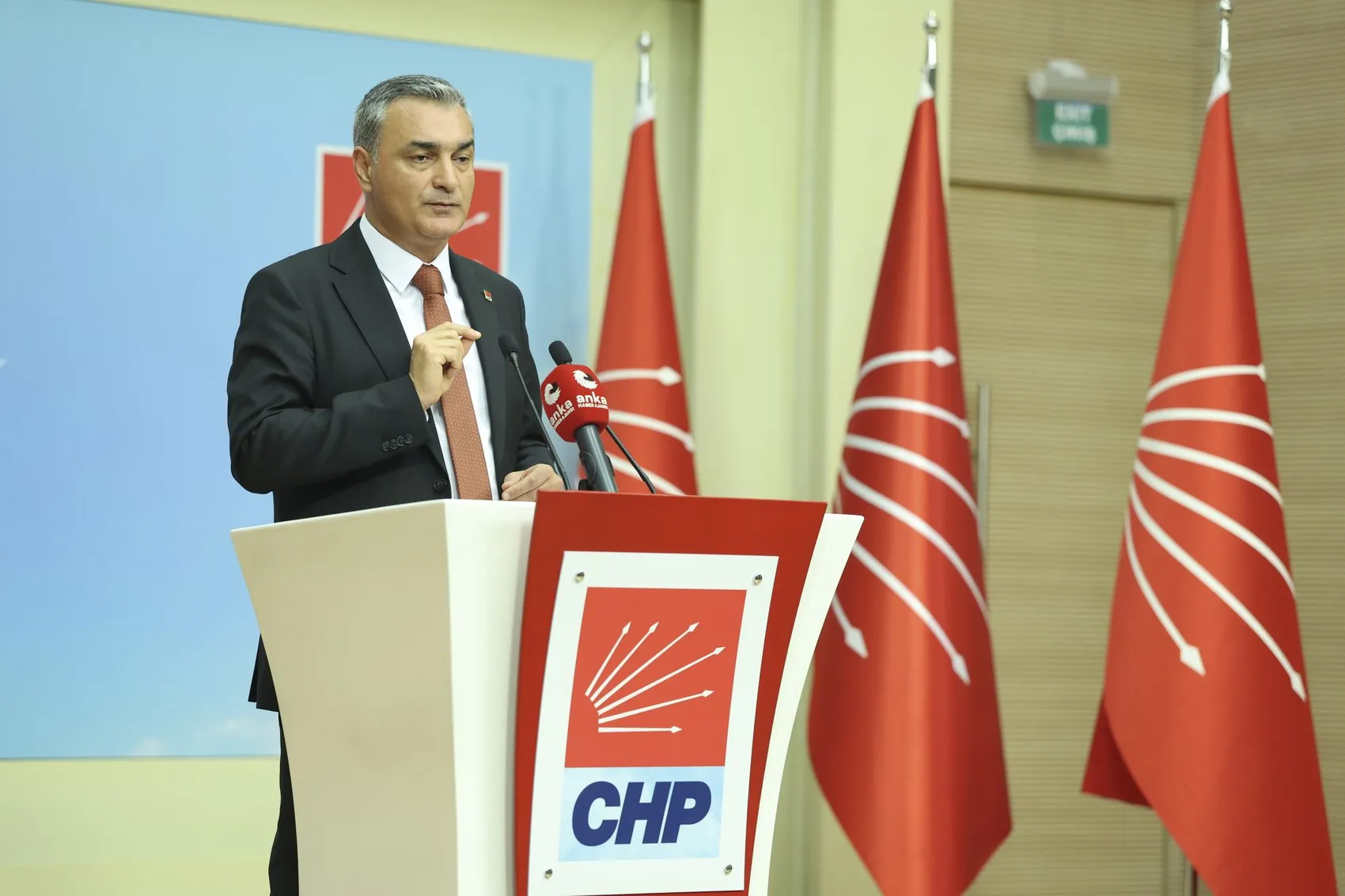 CHP'de Kurultay Takvimi İçin Hukuki Engel Kalktı: Temyiz Başvurusu Geri Çekildi