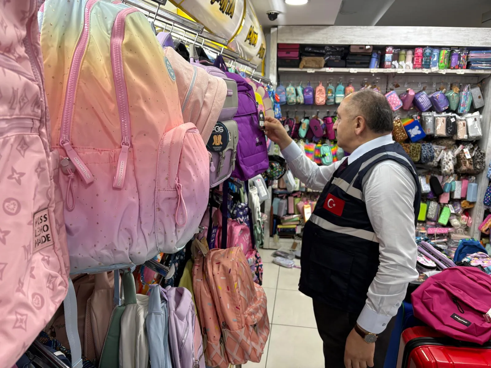 Okul alışverişinde kasa sürprizine geçit yok: Milyonluk ceza kapıda