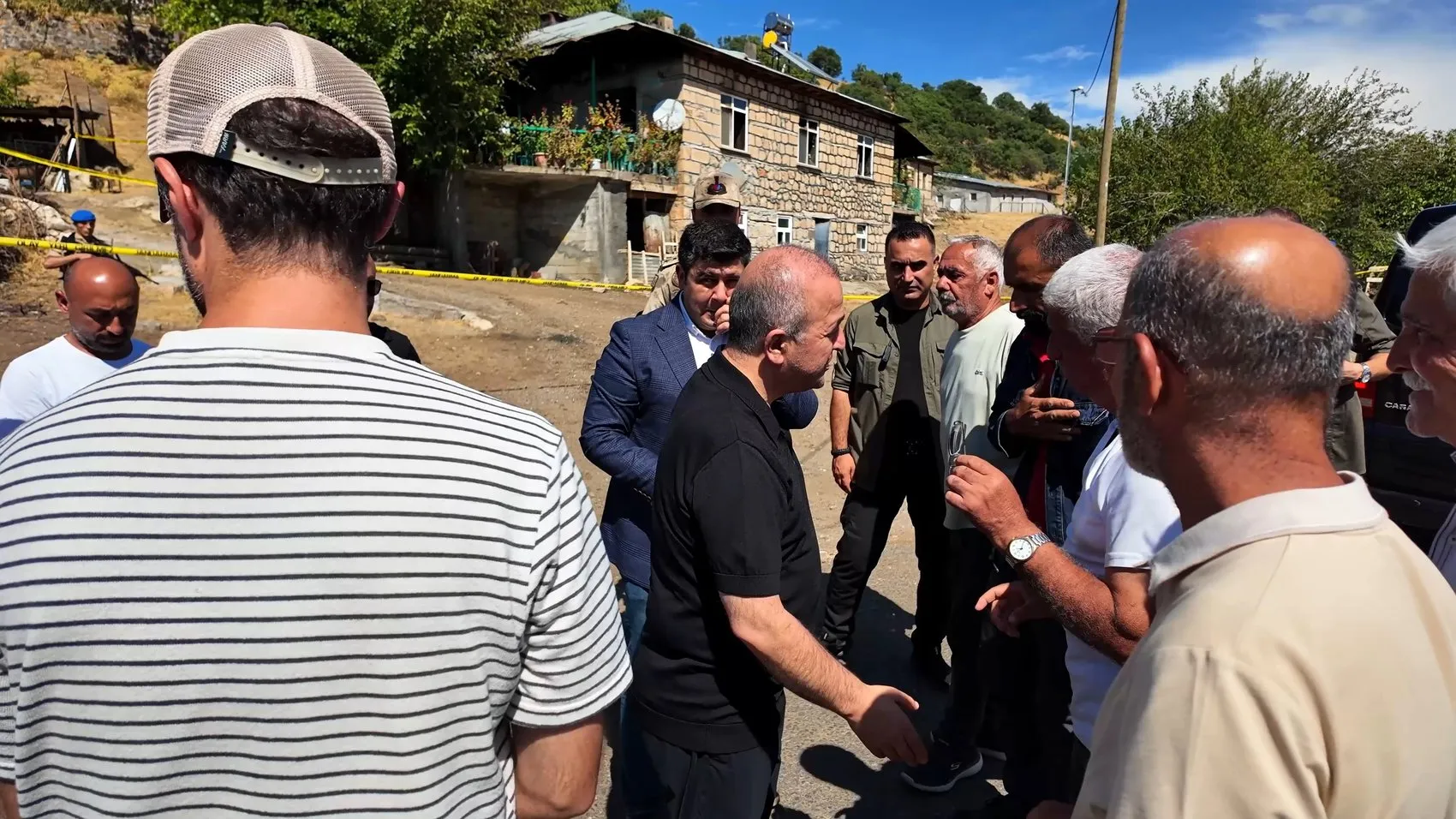 Elazığ'da vahşet: Yaşlı çiftin katledilip evlerinin ateşe verildiği olayda sır perdesi aralanıyor
