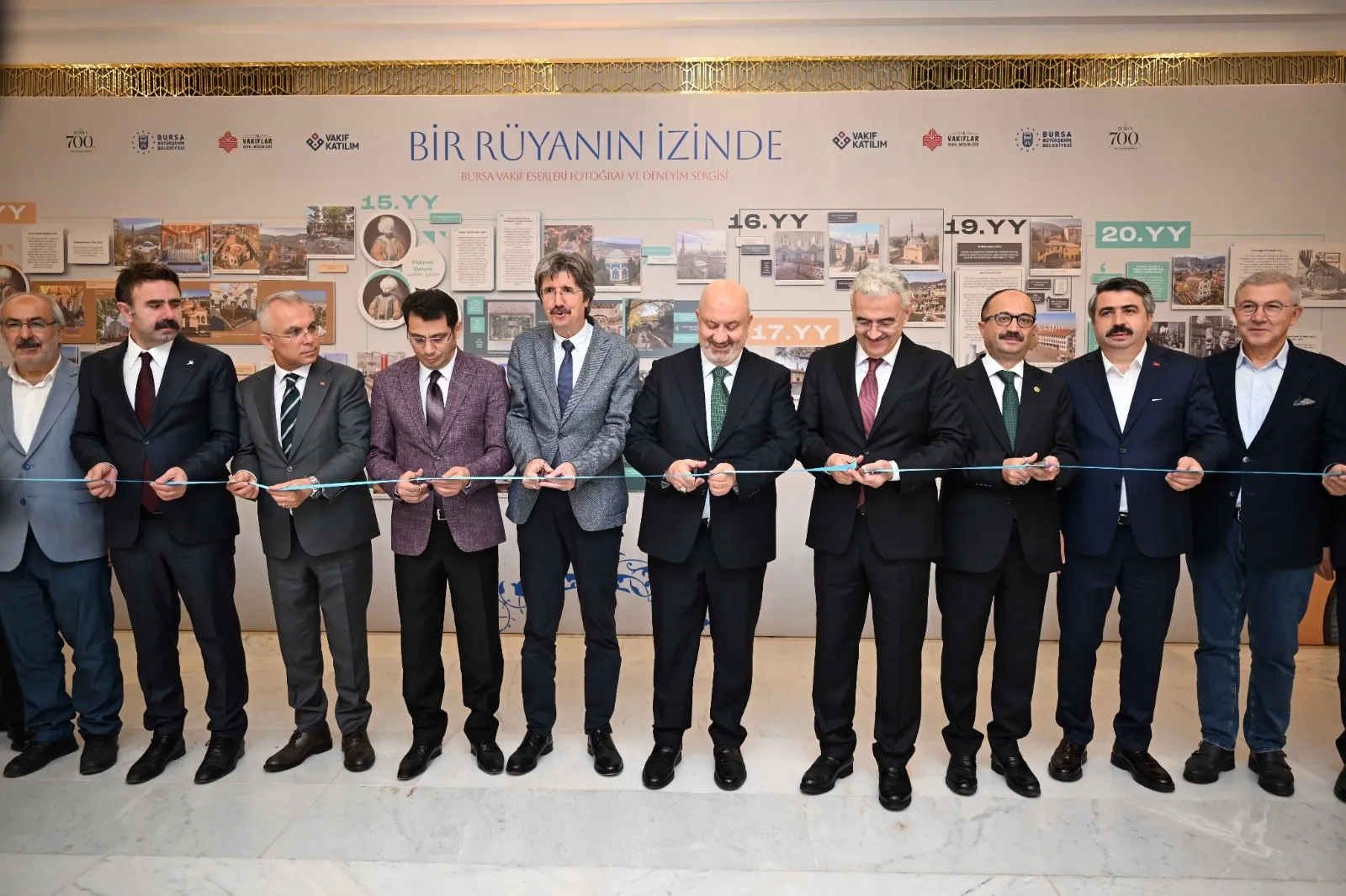 Bursa'nın Taş Duvarları Dile Geldi: 385 Eser 35 Bin Kareyle Ölümsüzleşti