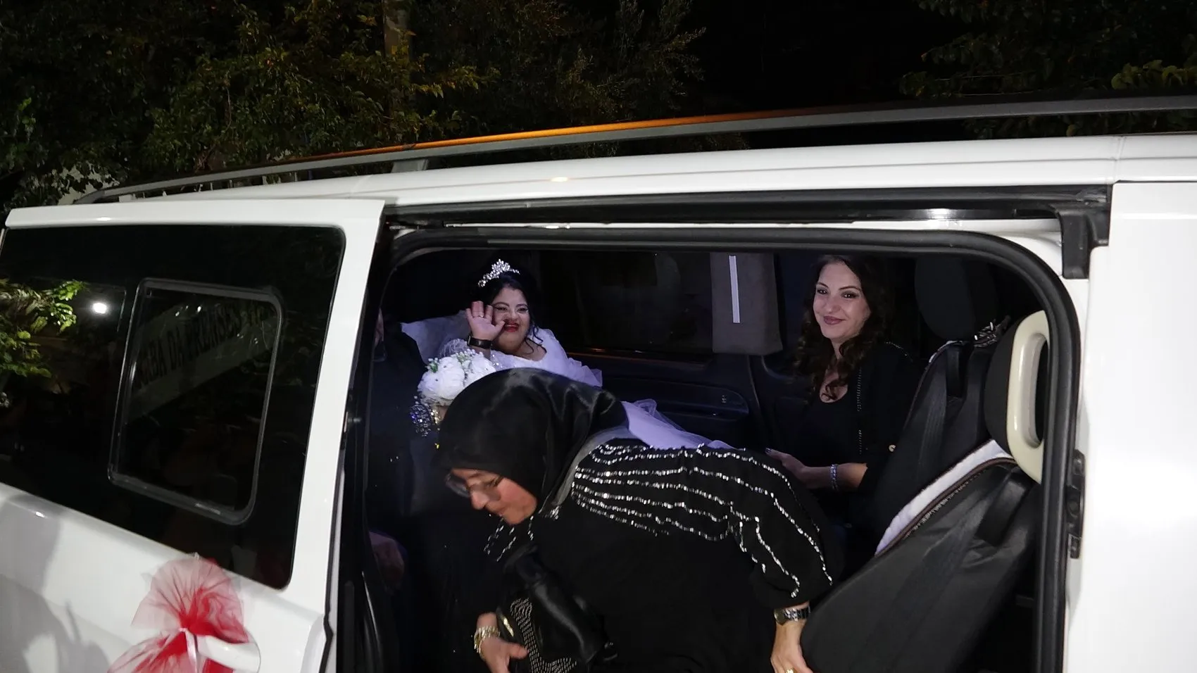 Burdur'da masalsı bir gün: Elif'in gelinlik hayali gerçek oldu