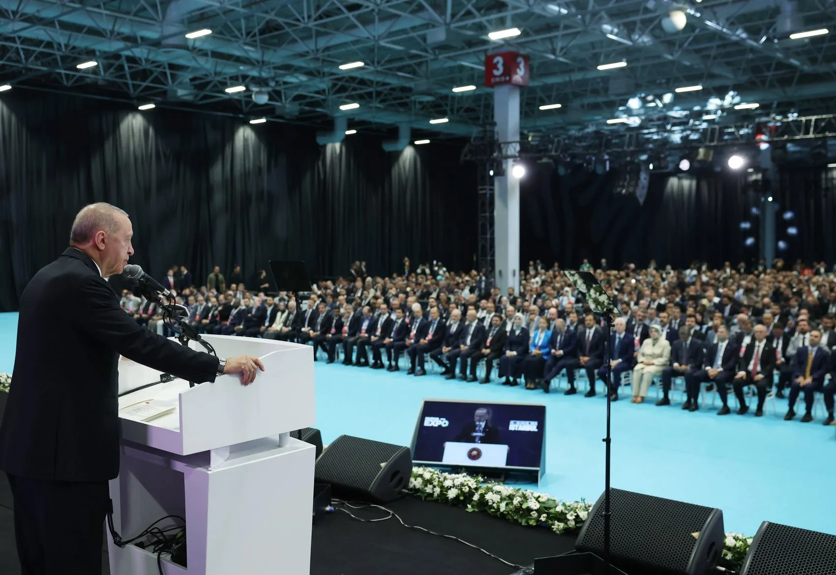 Erdoğan'dan kürsüden dünyaya sert mesaj: Savaş suçlularının yeri BM değil, mahkeme salonlarıdır