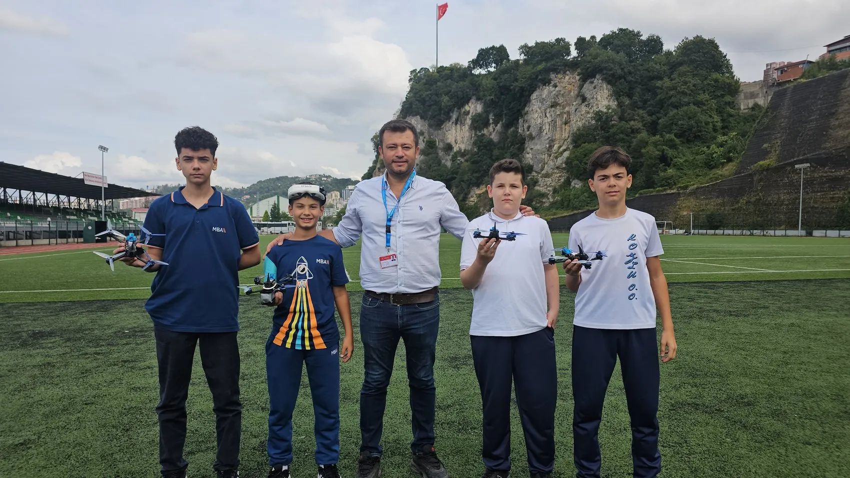 Gökyüzünün yeni hakimleri Zonguldak'ta yetişiyor: 96 genç pilot adayı TEKNOFEST için gün sayıyor