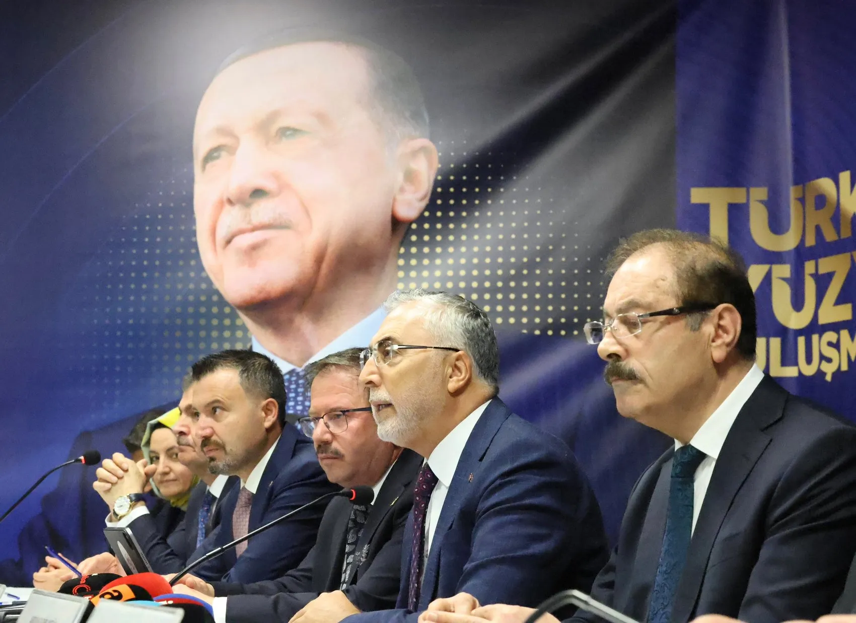 Bakan Işıkhan'dan Yozgat'ta tarihi çağrı: Terörsüz Türkiye hepimizin ortak soyadı