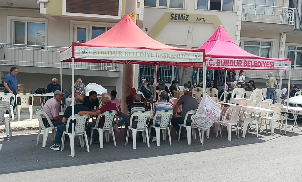 En mutlu gününde acı veda: Düğün hazırlığı yerini taziye çadırına bıraktı