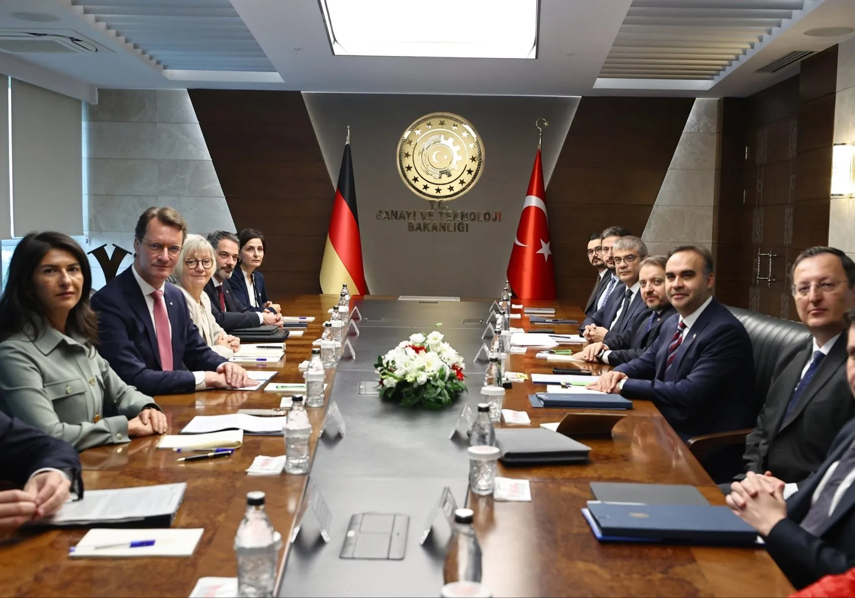 Alman heyetle kritik zirve: Türkiye ve Kuzey Ren-Vestfalya arasında yeni teknoloji köprüsü