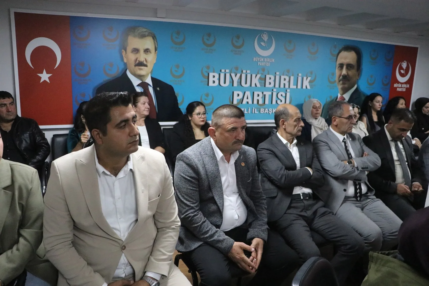 Destici'den Muhsin Yazıcıoğlu çıkışı: 17 yıllık karanlık perde aralanana kadar durmayacağız