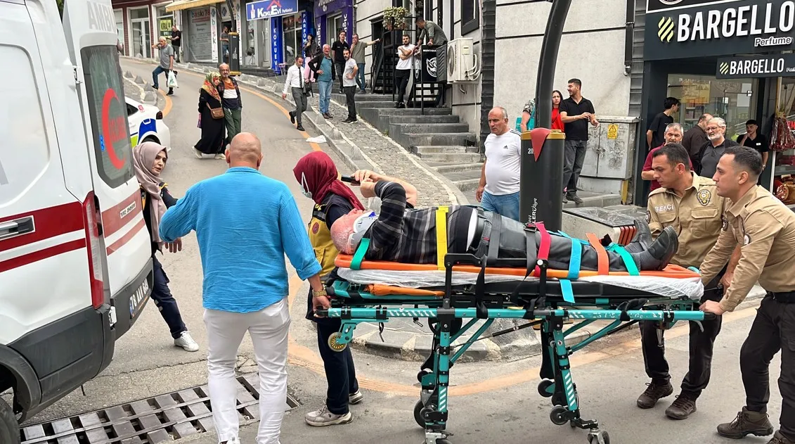 Karabük'te dehşet anları: Yaya mucizevi şekilde kurtuldu, sürücü hastanelik oldu