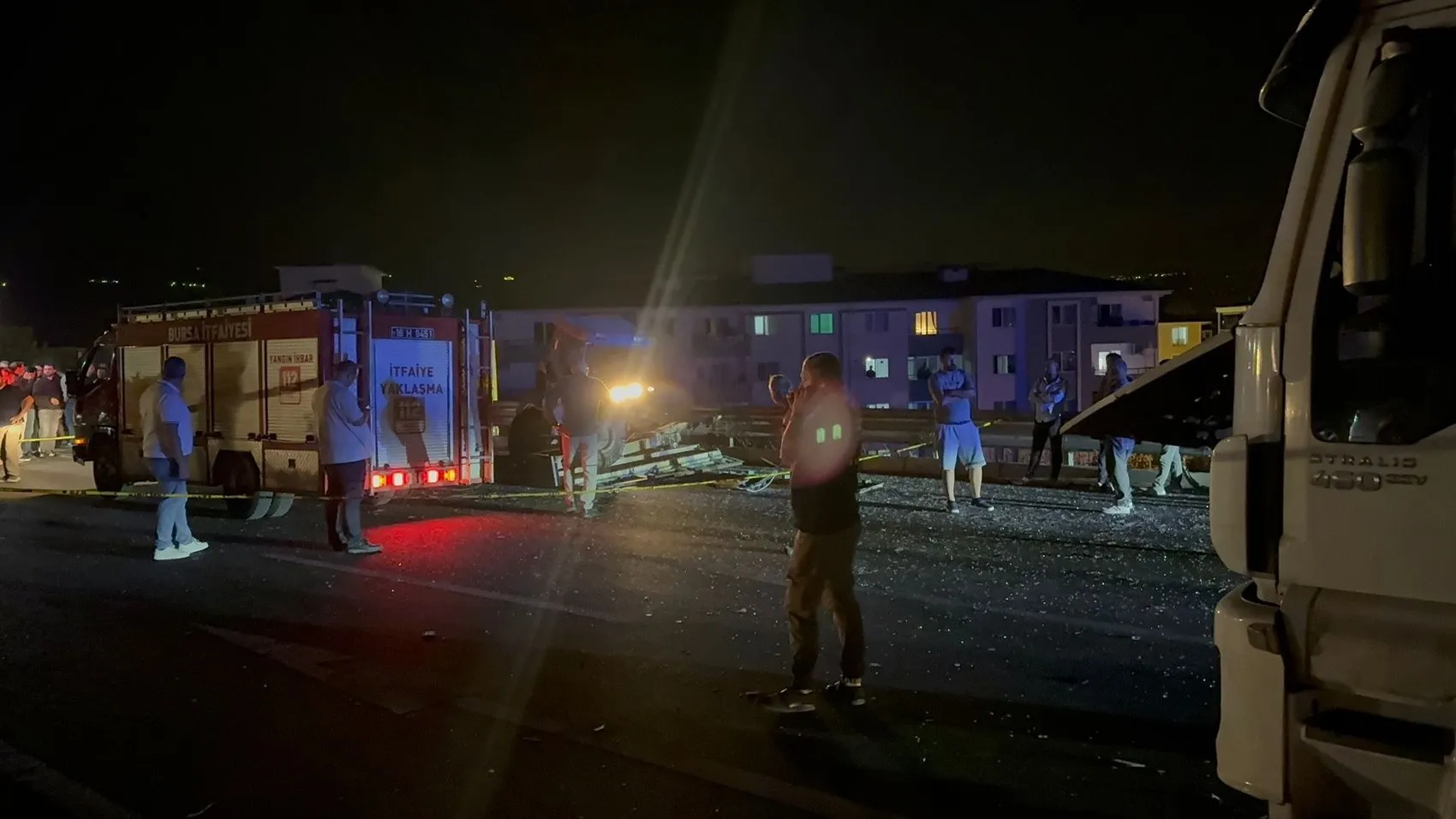 İznik Çevre Yolu'nda gece yarısı dehşeti: Traktör sürücüsü feci kazada can verdi