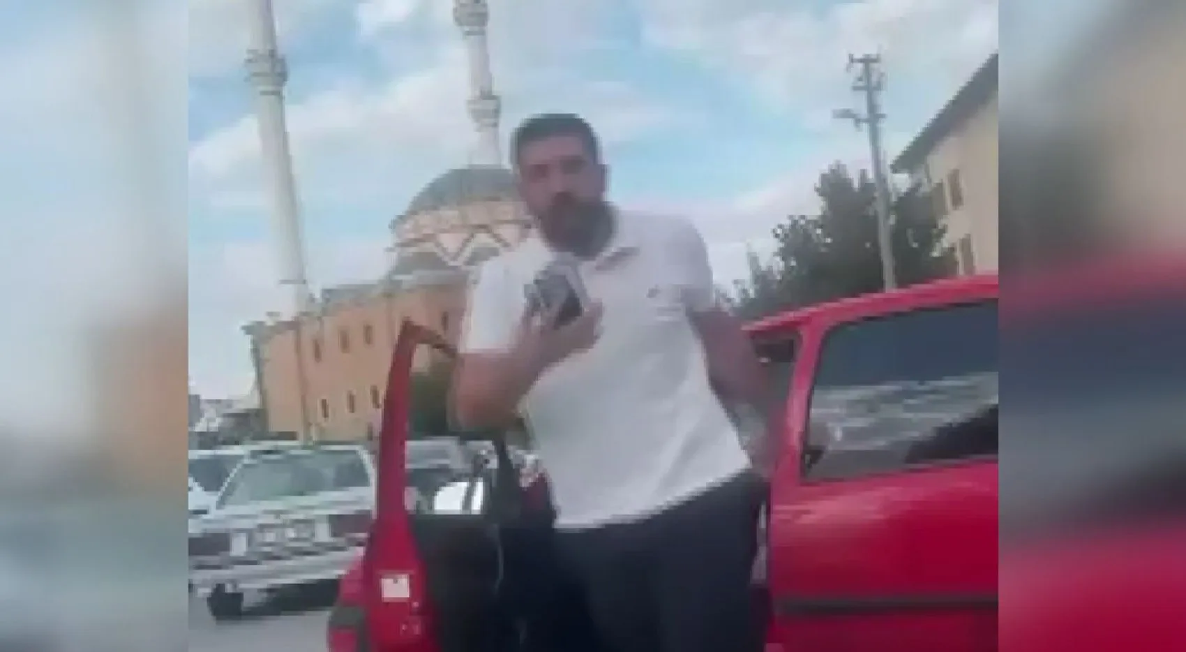 Korna sesine öfkelendi, trafikte dehşet saçtı: O anlar tutuklanmasına yetti