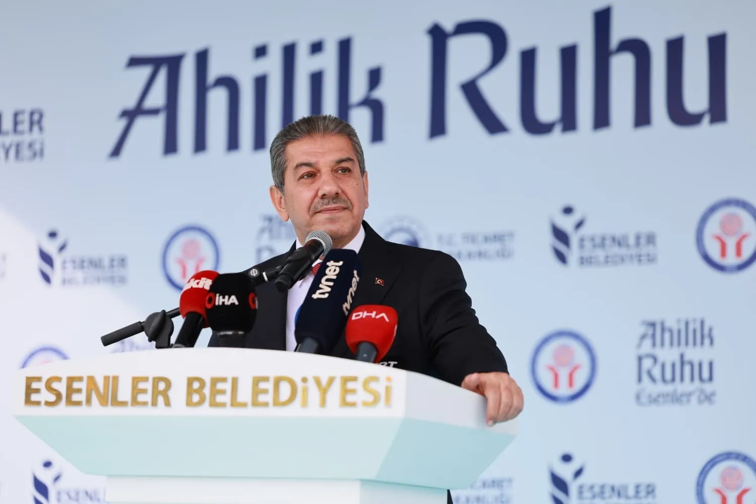 Bakan Bolat'ın Esenler'deki Ahilik mesajı: Bir esnaf çocuğu olarak bu yoldan geçtim