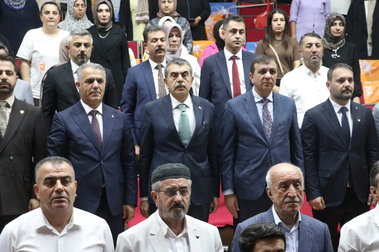 Bakan Tekin'den 'rant çeteleri' uyarısı: Çözüm sürecini sabote etmek isteyenlere dikkat