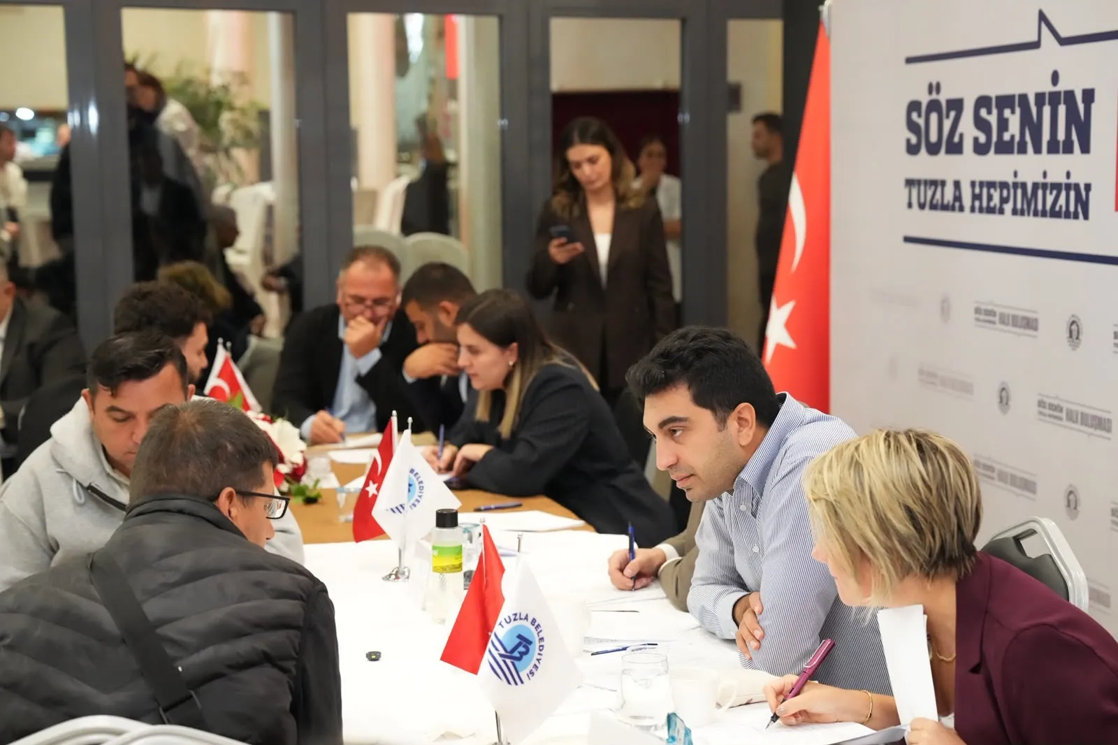 Tuzla'da yönetim anlayışı değişiyor: Başkan Bingöl kapılarını halka sonuna kadar açtı