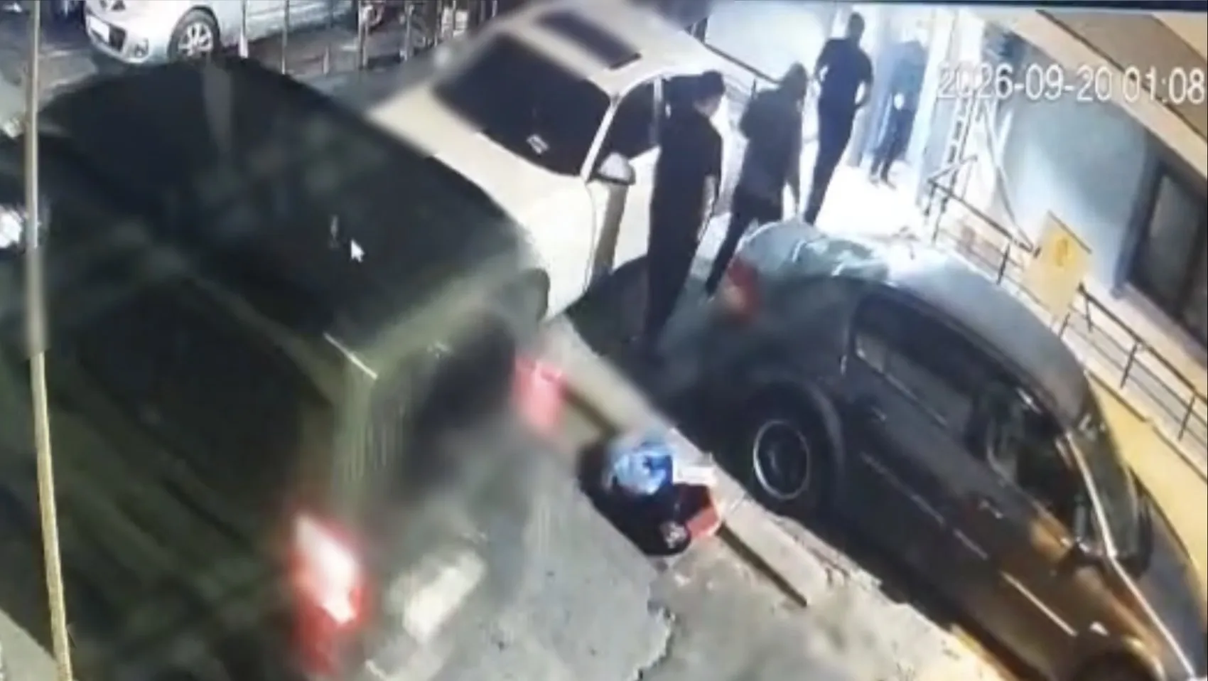 Kağıthane'de üç gün süren kabus: Polis baskınıyla kurtulan rehine gözyaşlarına boğuldu