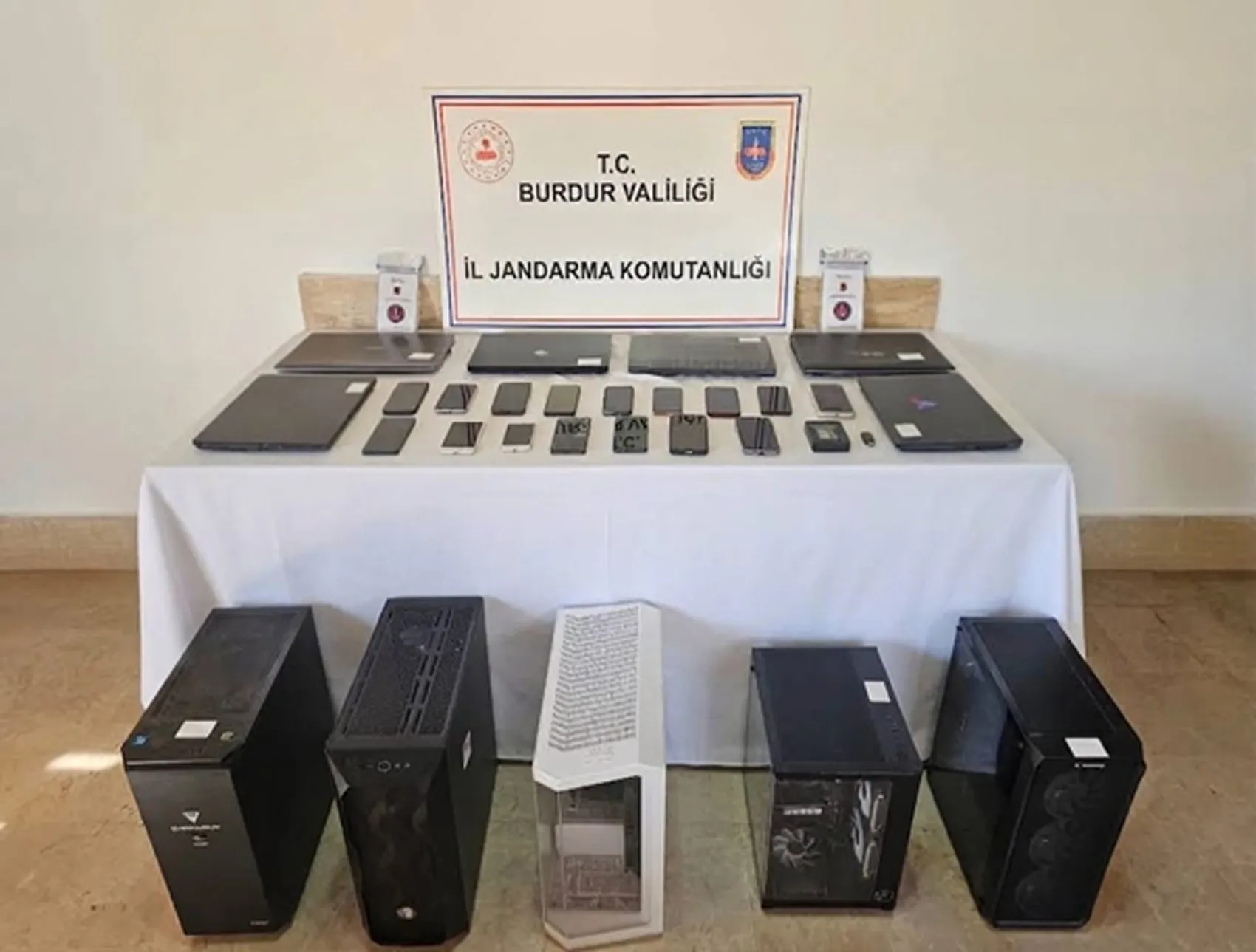 Burdur merkezli devasa bahis ağı çökertildi: Milyonluk vurguna 9 tutuklama