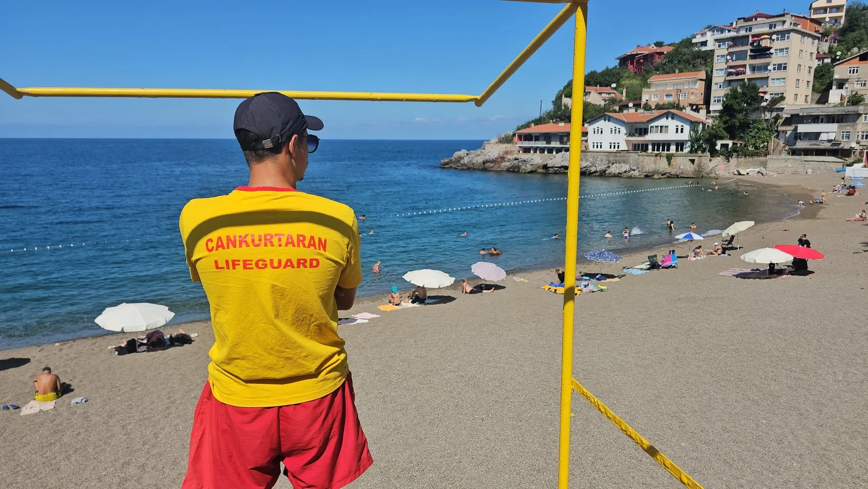 Zonguldak'ta Kapuz Plajı sürprizi: Sezon bitti denilmişti ama kapılar yeniden açıldı