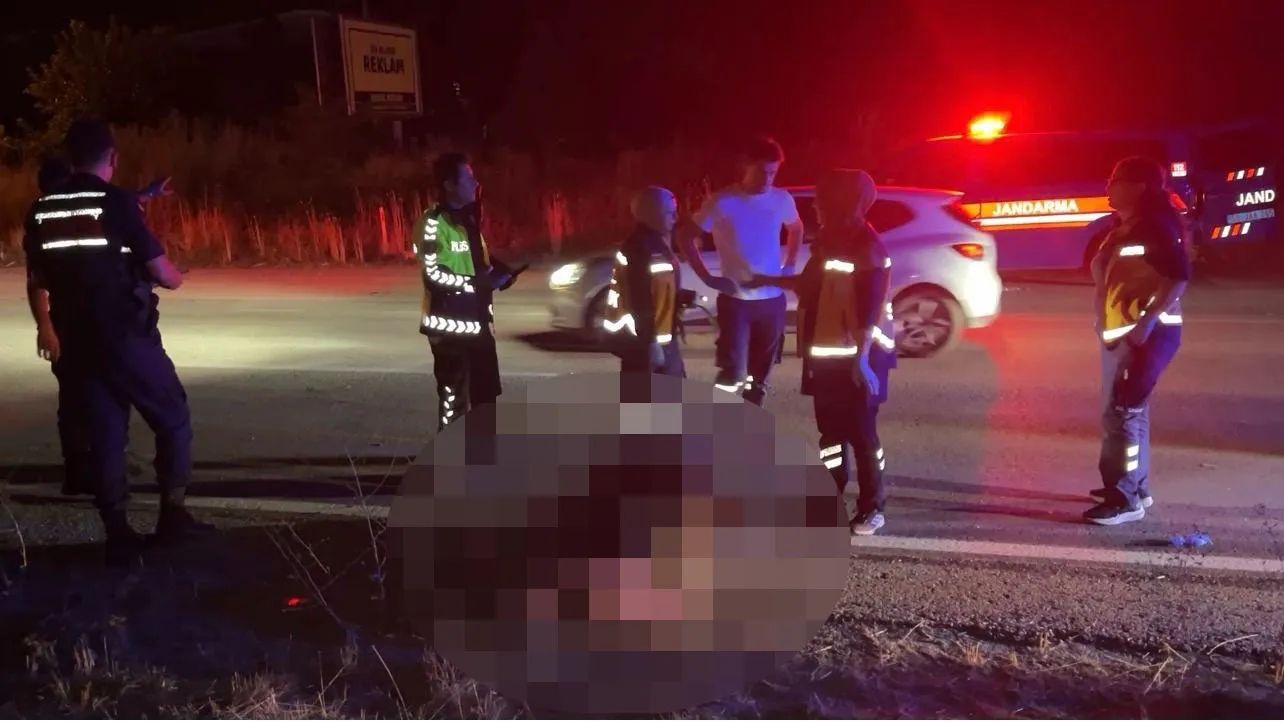 Acıgöl yolunda acı son: Kamyonet çarptı, 54 yaşındaki yaya olay yerinde can verdi