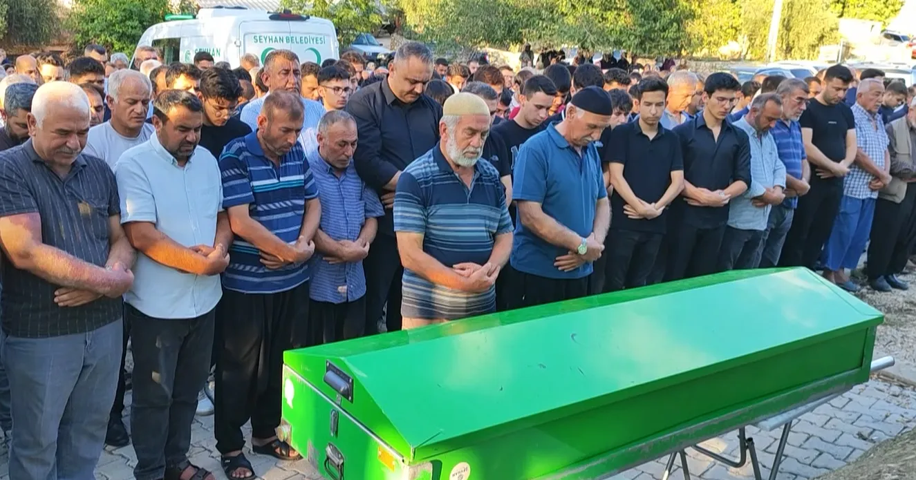 Kozan'daki feci kazada hayatını kaybeden Selçuk Kelebekli son yolculuğuna uğurlandı