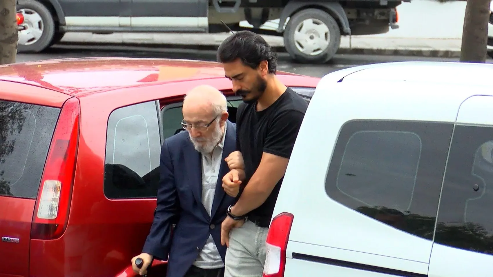 Kurtlar Vadisi'nin Ömer Baba'sı adliyede: Kozinoğlu soruşturmasında sürpriz ifade