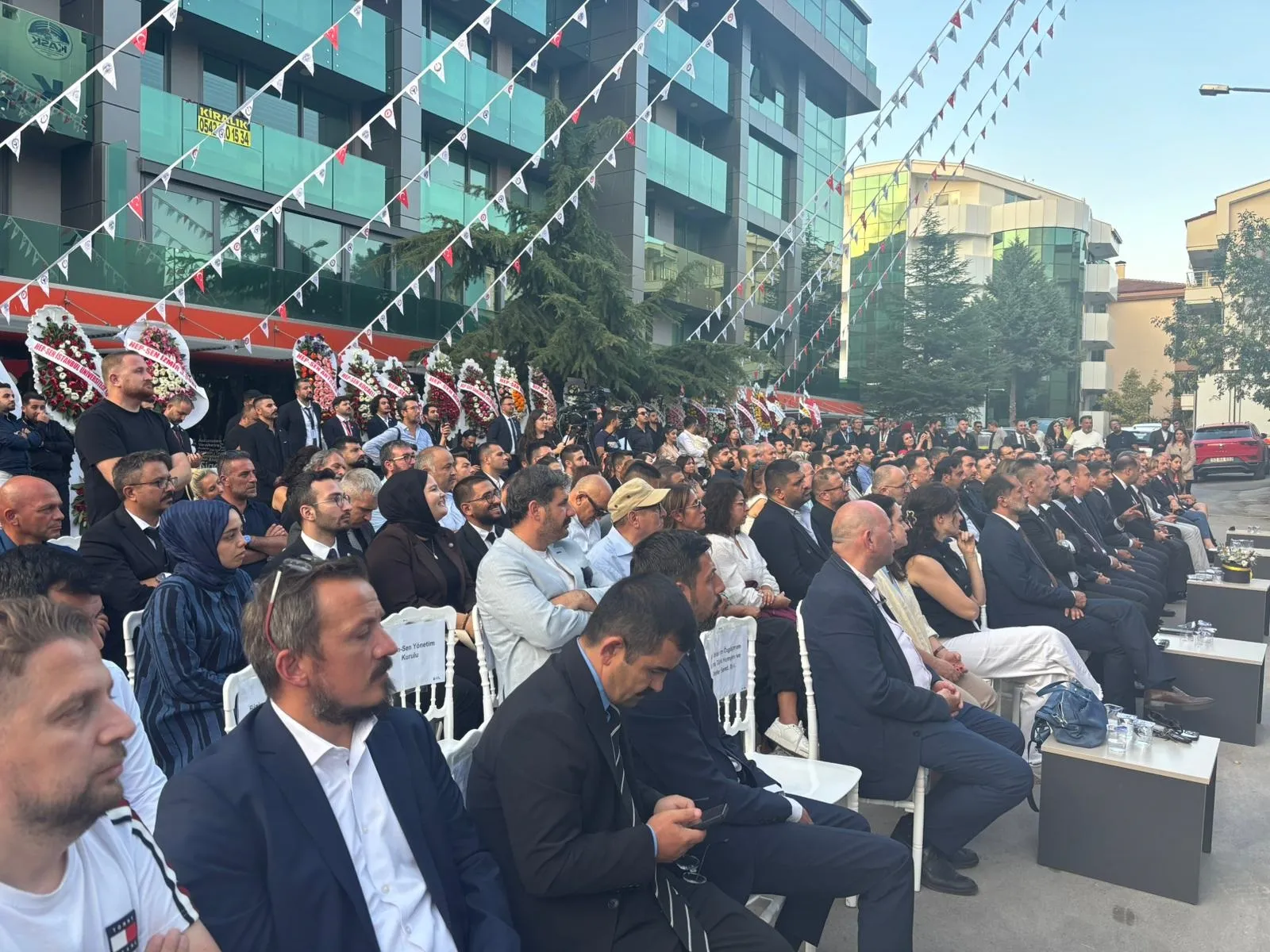 Bağımsız sendikacılıkta yeni dönem: KASK Ankara'da kapılarını açtı