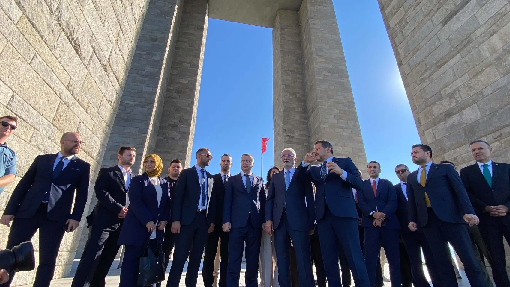 Mustafa Elitaş'tan Çanakkale mesajı: İç cepheyi güçlendirmenin anahtarı bu topraklarda gizli