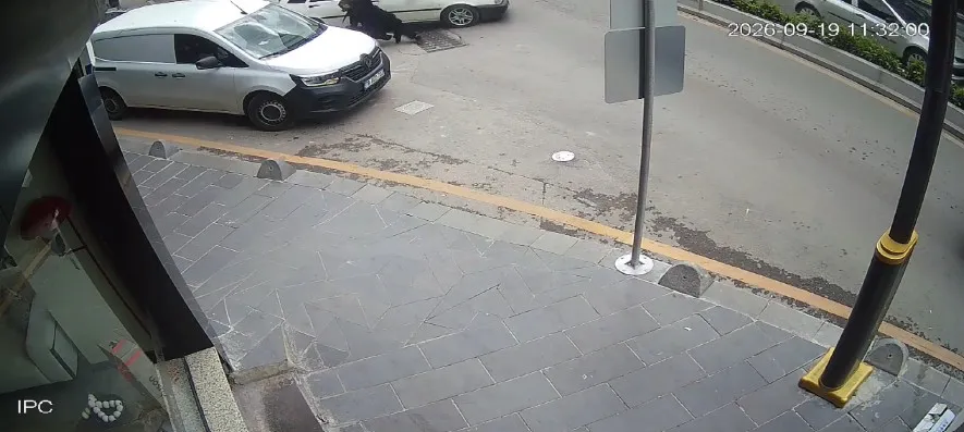 Karabük'te dehşet anları: Yaya mucizevi şekilde kurtuldu, sürücü hastanelik oldu