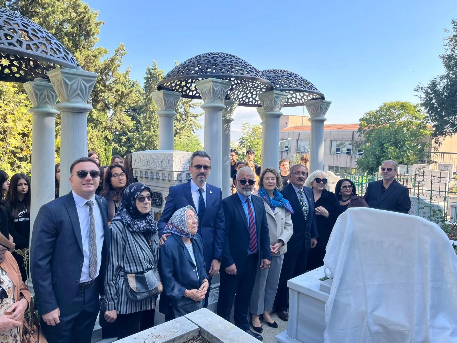 Sanat Güneşi'nin mirası 30 yıldır gençlerin ve Mehmetçik ailelerinin umudu oluyor