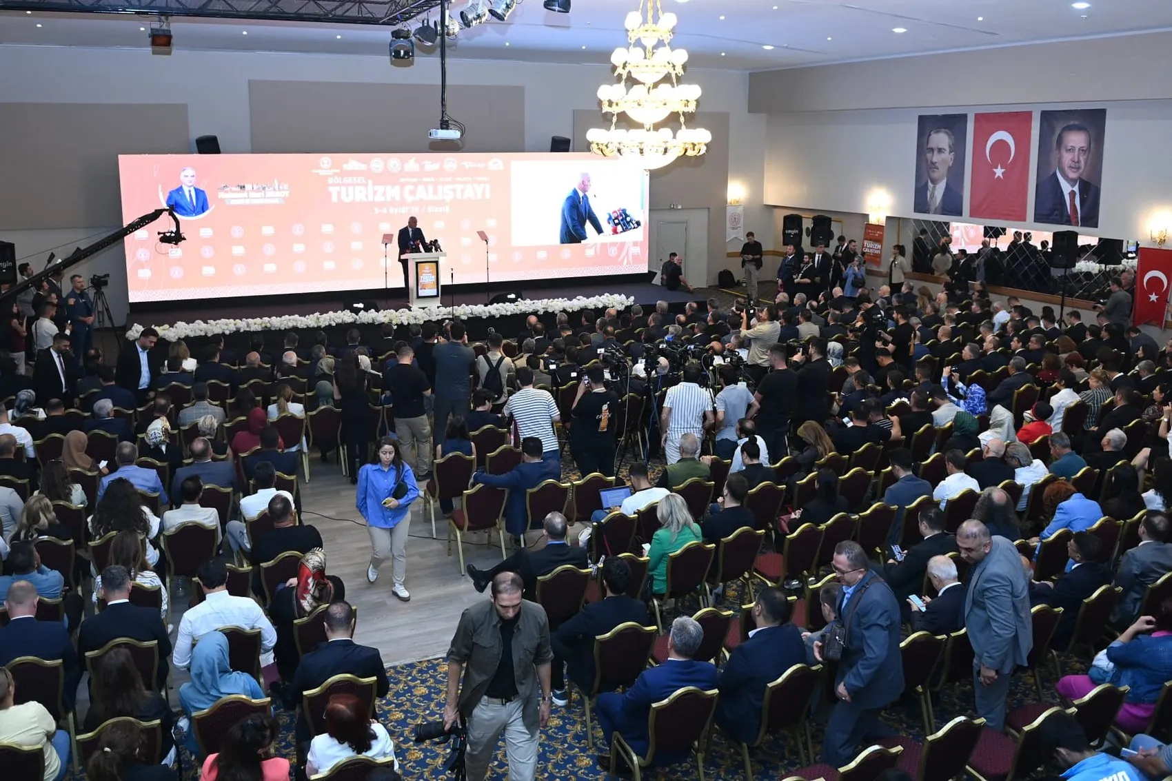 Doğu Anadolu'nun turizm rotası yeniden çiziliyor: Bakan Ersoy'dan 5 şehre stratejik çağrı
