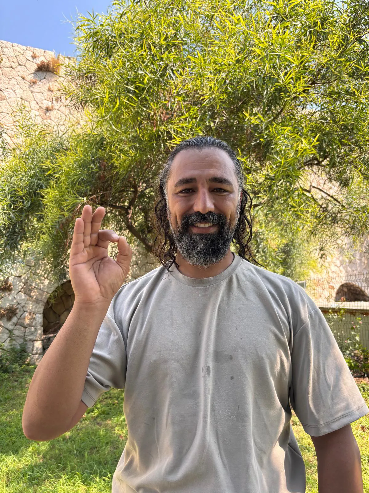 Antalya açıklarında duygusal veda: Kafeste mahsur kalan Akdeniz foku dalgıçlara teşekkür etti