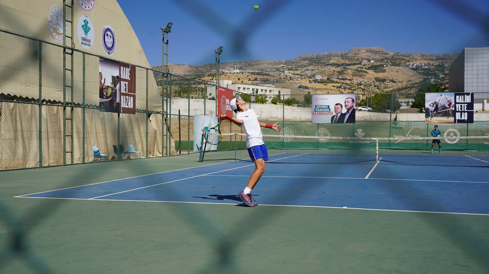 Cudi'nin Zirvesinde Tenis Rüzgarı: 5. Uluslararası Turnuva Şampiyonlarını Taçlandırdı