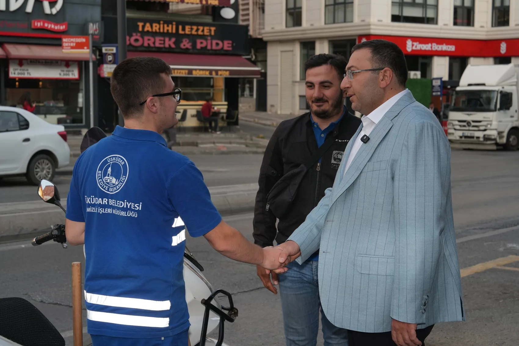 Üsküdar'da saha mesaisi: Başkan Vekili Gültekin esnafın nabzını tuttu